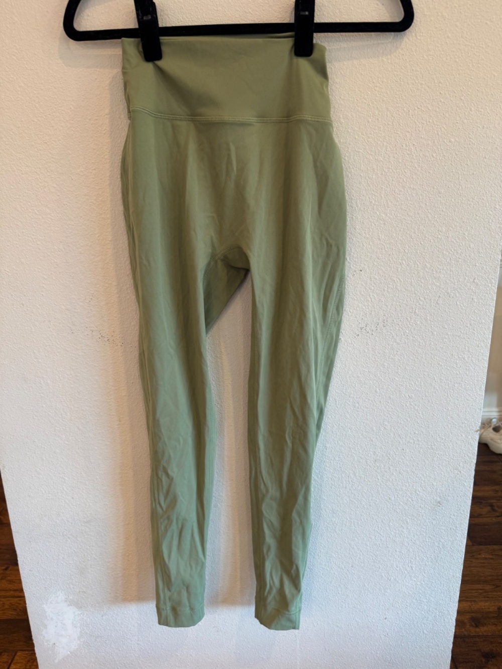 SET ACTIVE Green Sportbody Leggings and Crop Tank Top Set Large - Picture 5 of 8
